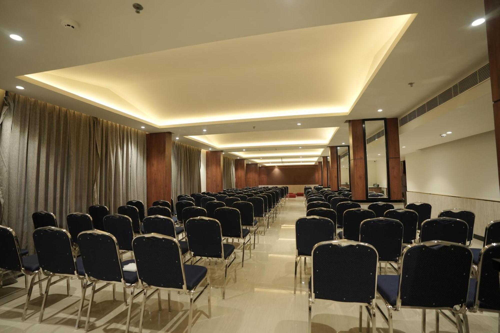 Blue Castle Hotel Thiruvananthapuram Luaran gambar